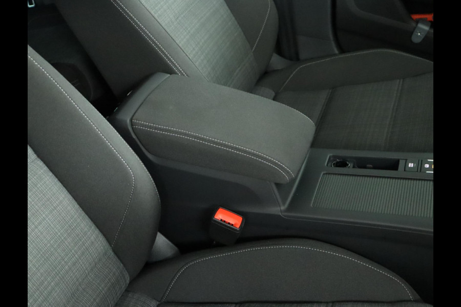 Volkswagen Passat Variant 1.5 TSI Business|Pano|Stoelverwarming|Keyless