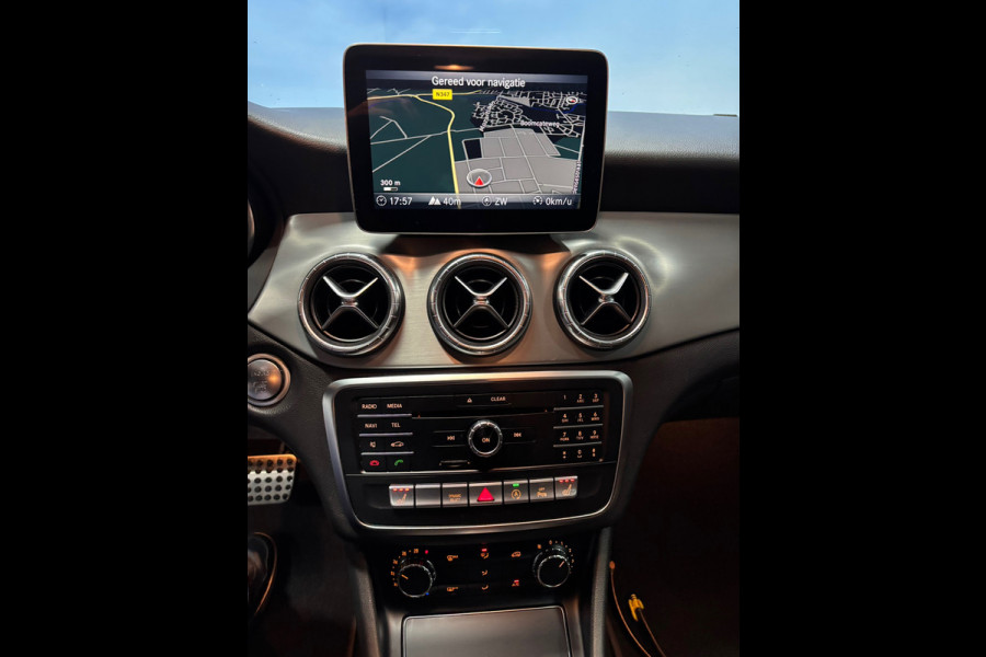 Mercedes-Benz CLA-Klasse 180 Business Solution AMG Upgrade Edition Navi | Camera | Cruise | PDC