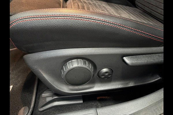 Mercedes-Benz CLA-Klasse 180 Business Solution AMG Upgrade Edition Navi | Camera | Cruise | PDC