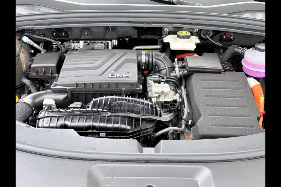 BYD SEAL U 1.5 DM-i FWD Boost VAN: €40.900,- VOOR: €35.440,- UW EINDEJAARSVOORDEEL: €5.460,-| NIEUWE AUTO | DIRECT LEVERBAAR! | 6 JAAR VOLLEDIGE BYD GARANTIE