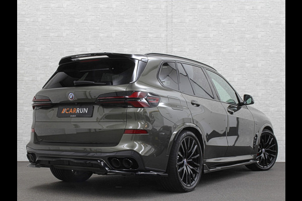 BMW X5 50e M-Pro Performance | M-Seats | M-Uitlaat | 360 Camera | ACC | Carbon | Indiv. Leder | Head-Up | Harman-Kardon | Keyless-Entry | 22'' | Trekhaak | Stoelventilatie | Iconic-Glow | M-Gordels | Zonwering | Stoelverwarming V+A | Rij-Assistent Pro |  Memory | Glaspook | Beker-Clima | Carplay | Draadloos Laden |