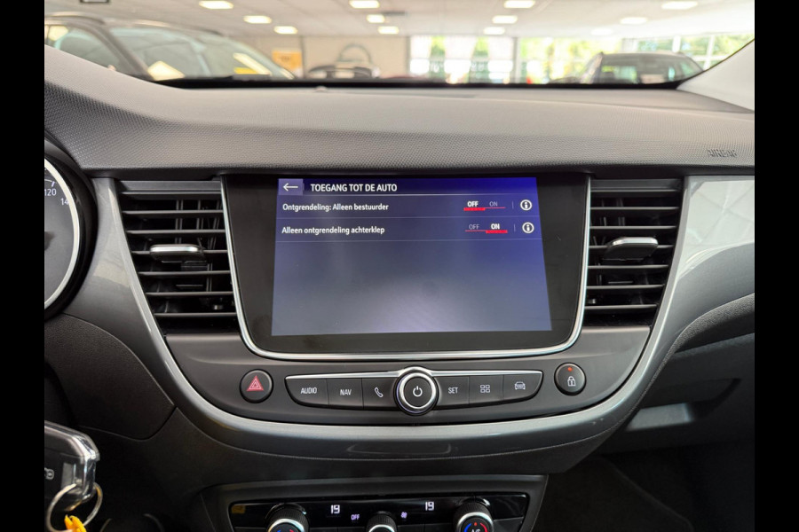 Opel Crossland 1.2 Turbo Elegance | Panoramadak | Navi | Camera | Park pilot | Rijklaar |