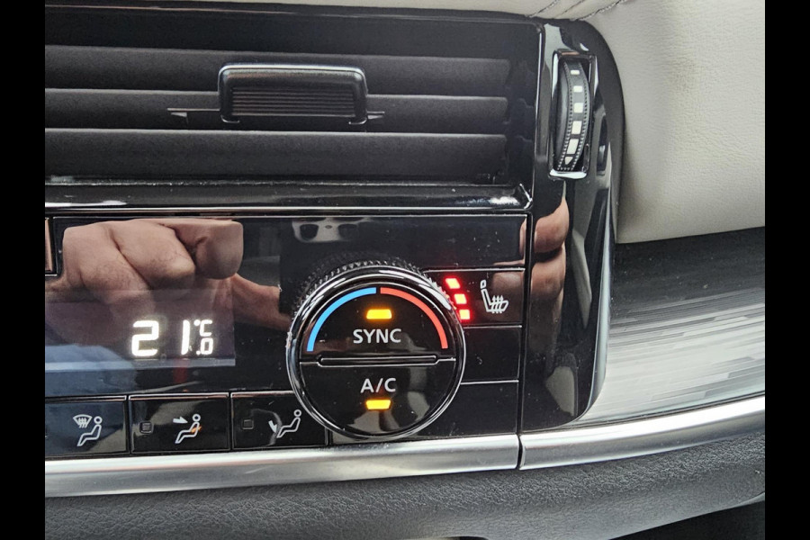 Nissan QASHQAI 1.3 MHEV Xtronic N-Connecta Led, Pano, Deels leder