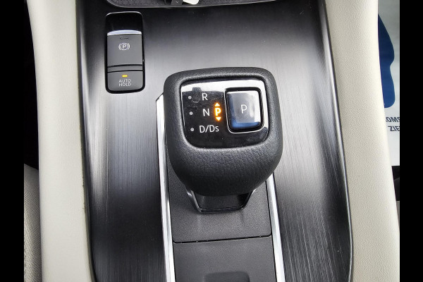 Nissan QASHQAI 1.3 MHEV Xtronic N-Connecta Led, Pano, Deels leder
