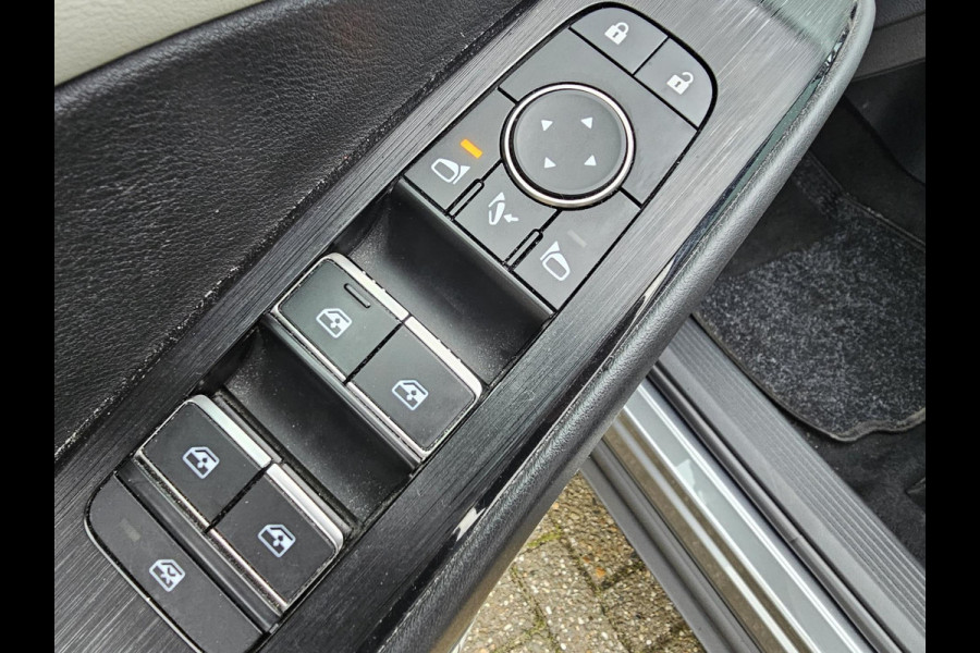 Nissan QASHQAI 1.3 MHEV Xtronic N-Connecta Led, Pano, Deels leder