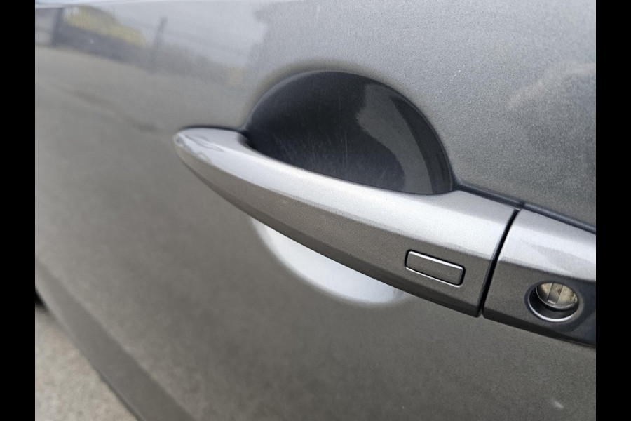 Nissan QASHQAI 1.3 MHEV Xtronic N-Connecta Led, Pano, Deels leder