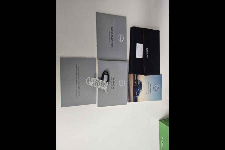 Nissan QASHQAI 1.3 MHEV Xtronic N-Connecta Led, Pano, Deels leder