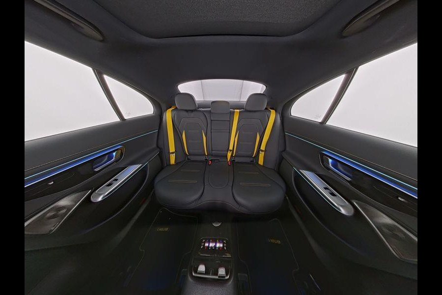 Mercedes-Benz E-Klasse AMG 53 4MATIC+ Edition 1 / Hyperscreen / Performance Zetels / Head Up / 360 Camera / Memory / Open Panorama