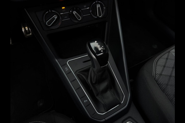 Volkswagen Taigo 1.0 TSI 3x R-Line FULL PANO APPLE CARPLAY LEDER LED