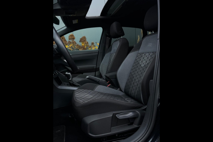 Volkswagen Taigo 1.0 TSI 3x R-Line FULL PANO APPLE CARPLAY LEDER LED