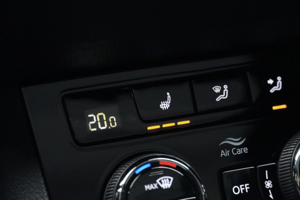 Škoda Karoq 1.5 TSI ACT Sportline Automaat | Pano-dak | CarPlay | Virtual | Acc | Stoelverwarming V+A | Led | Pdc | Keyless |