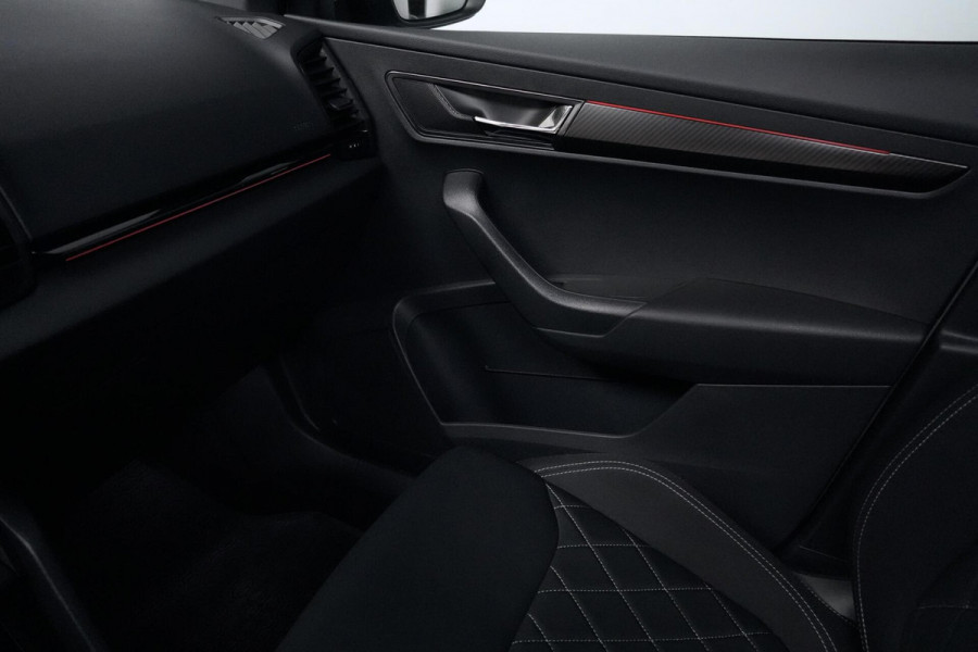 Škoda Karoq 1.5 TSI ACT Sportline Automaat | Pano-dak | CarPlay | Virtual | Acc | Stoelverwarming V+A | Led | Pdc | Keyless |