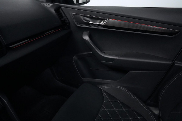 Škoda Karoq 1.5 TSI ACT Sportline Automaat | Pano-dak | CarPlay | Virtual | Acc | Stoelverwarming V+A | Led | Pdc | Keyless |