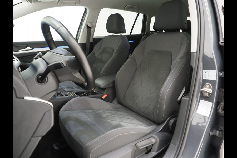 Volkswagen Golf Variant 1.0 TSI | Camera | Adaptive Cruise | Virtual | Stoelverwarming | DAB | Carplay