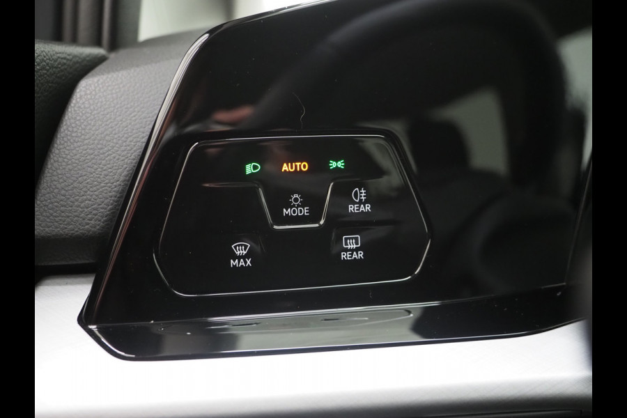 Volkswagen Golf Variant 1.0 TSI | Camera | Adaptive Cruise | Virtual | Stoelverwarming | DAB | Carplay