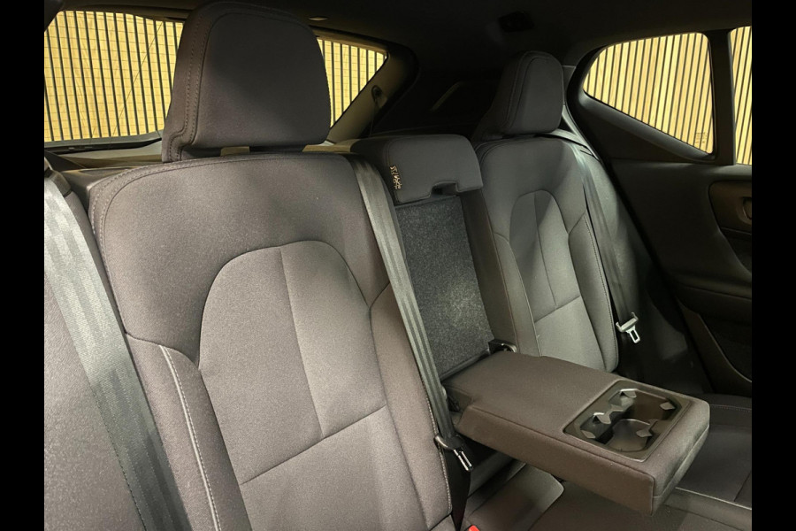 Volvo XC40 Recharge Core|BLACK-GREY|ACC|CAMERA|APPLE CARPLAY/ANDROID AUTO|STOEL+STUURVERW|ELEK.KLEP|NL-AUTO|NAP|INCL.BTW|1e EIG|