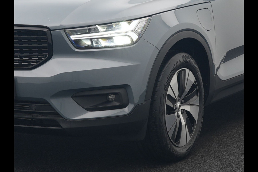 Volvo XC40 T4 Recharge R-Design Plug In Hybrid 211pk Dealer O.H. PHEV | Camera | Sportstoelen Memory | Apple Carplay | Keyless | Navigatie | Virtual | Blis | Cruise Control |