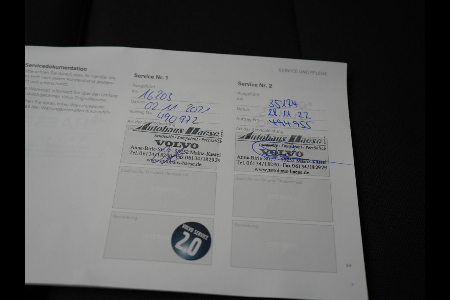 Volvo XC40 T4 Recharge R-Design Plug In Hybrid 211pk Dealer O.H. PHEV | Camera | Sportstoelen Memory | Apple Carplay | Keyless | Navigatie | Virtual | Blis | Cruise Control |