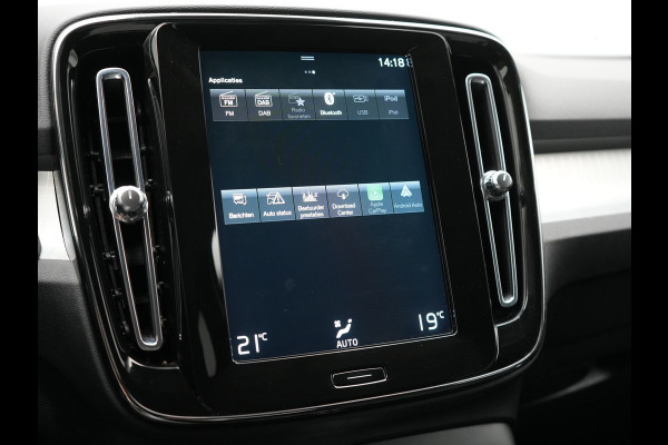 Volvo XC40 T4 Recharge R-Design Plug In Hybrid 211pk Dealer O.H. PHEV | Camera | Sportstoelen Memory | Apple Carplay | Keyless | Navigatie | Virtual | Blis | Cruise Control |