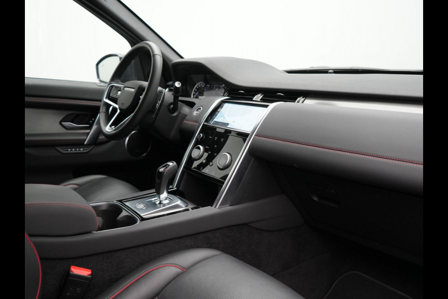 Land Rover Discovery Sport P300e Dynamic SE Plug In Hybrid 300pk Dealer O.H. PHEV | Adaptive Cruise | Meridian Sound | Camera | Lederen Sportstoelen Memory & Verwarmd | Apple Carplay | Keyless | Blis | Stuur Verwarmd | Navigatie | DAB | 20"L.M |