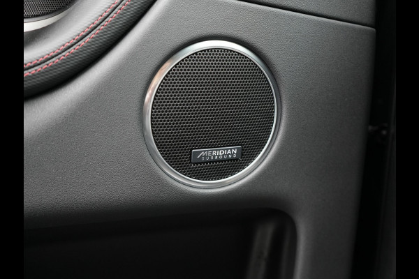 Land Rover Discovery Sport P300e Dynamic SE Plug In Hybrid 300pk Dealer O.H. PHEV | Adaptive Cruise | Meridian Sound | Camera | Lederen Sportstoelen Memory & Verwarmd | Apple Carplay | Keyless | Blis | Stuur Verwarmd | Navigatie | DAB | 20"L.M |