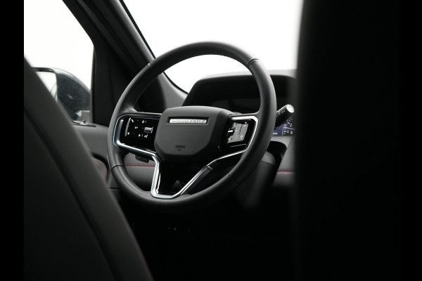 Land Rover Discovery Sport P300e Dynamic SE Plug In Hybrid 300pk Dealer O.H. PHEV | Adaptive Cruise | Meridian Sound | Camera | Lederen Sportstoelen Memory & Verwarmd | Apple Carplay | Keyless | Blis | Stuur Verwarmd | Navigatie | DAB | 20"L.M |
