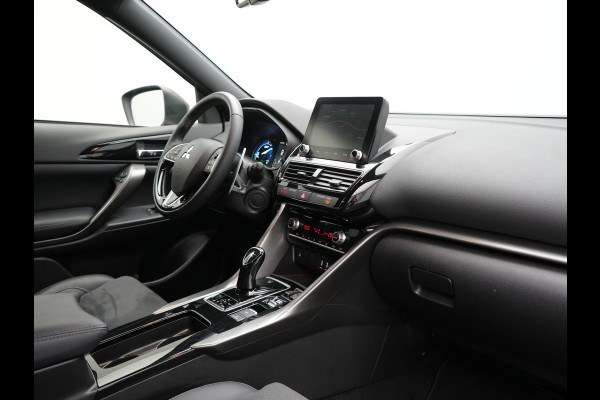 Mitsubishi Eclipse Cross 2.4 Black Edition Plug In Hybrid 188pk PHEV | Trekhaak Afn. | Adaptive Cruise | 360 Camera | Alcantara Sportstoelen Verwarmd | Apple Carplay | Stuur Verwarmd | Navigatie | Keyless | Blis |
