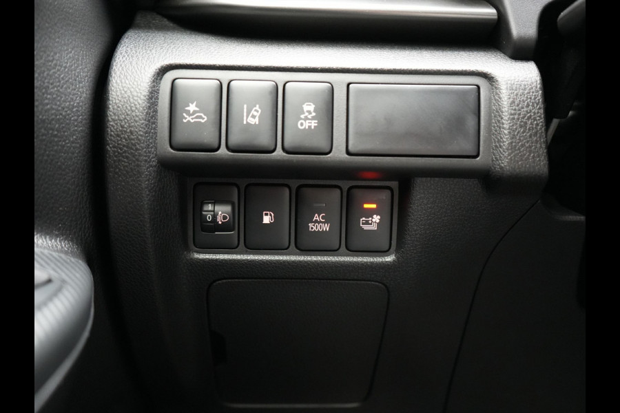 Mitsubishi Eclipse Cross 2.4 Black Edition Plug In Hybrid 188pk PHEV | Trekhaak Afn. | Adaptive Cruise | 360 Camera | Alcantara Sportstoelen Verwarmd | Apple Carplay | Stuur Verwarmd | Navigatie | Keyless | Blis |