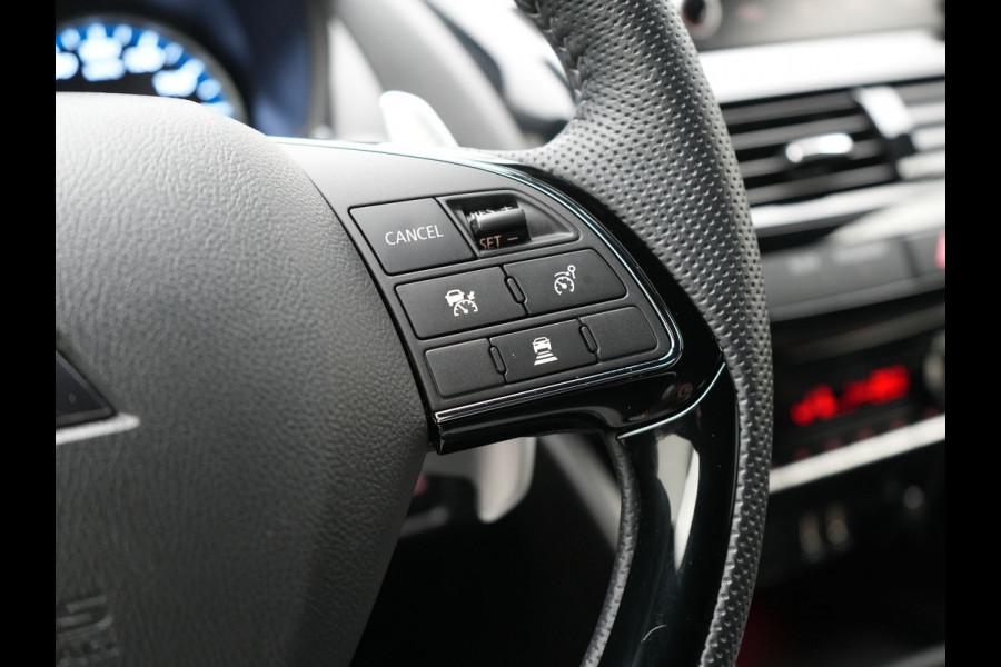 Mitsubishi Eclipse Cross 2.4 Black Edition Plug In Hybrid 188pk PHEV | Trekhaak Afn. | Adaptive Cruise | 360 Camera | Alcantara Sportstoelen Verwarmd | Apple Carplay | Stuur Verwarmd | Navigatie | Keyless | Blis |