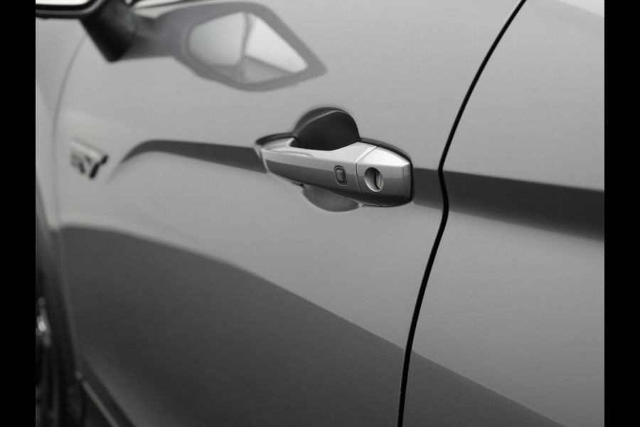 Mitsubishi Eclipse Cross 2.4 Black Edition Plug In Hybrid 188pk PHEV | Trekhaak Afn. | Adaptive Cruise | 360 Camera | Alcantara Sportstoelen Verwarmd | Apple Carplay | Stuur Verwarmd | Navigatie | Keyless | Blis |