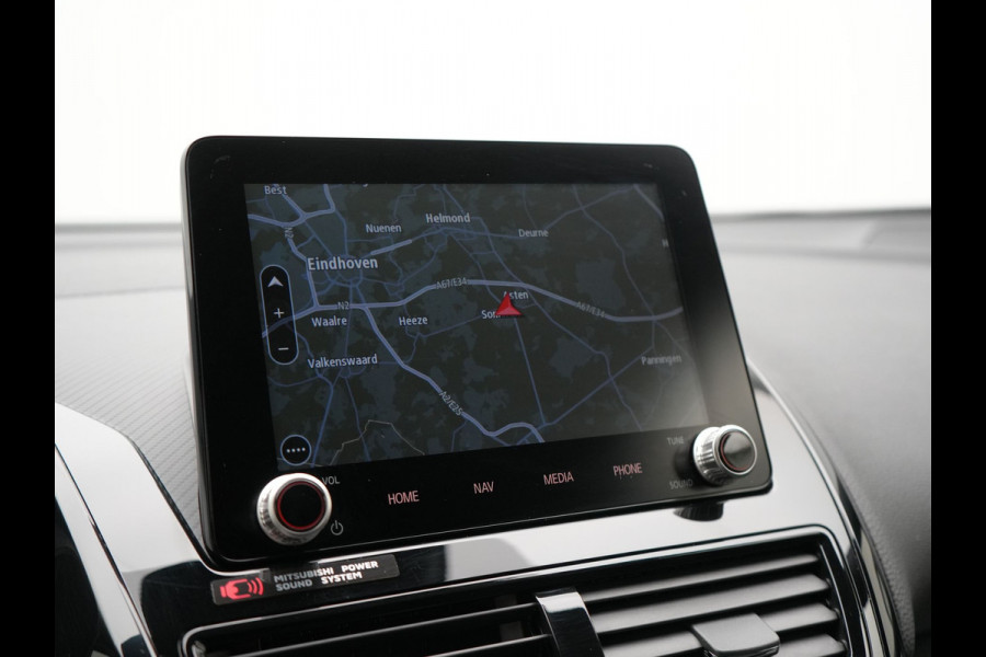 Mitsubishi Eclipse Cross 2.4 Black Edition Plug In Hybrid 188pk PHEV | Trekhaak Afn. | Adaptive Cruise | 360 Camera | Alcantara Sportstoelen Verwarmd | Apple Carplay | Stuur Verwarmd | Navigatie | Keyless | Blis |