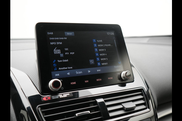 Mitsubishi Eclipse Cross 2.4 Black Edition Plug In Hybrid 188pk PHEV | Trekhaak Afn. | Adaptive Cruise | 360 Camera | Alcantara Sportstoelen Verwarmd | Apple Carplay | Stuur Verwarmd | Navigatie | Keyless | Blis |