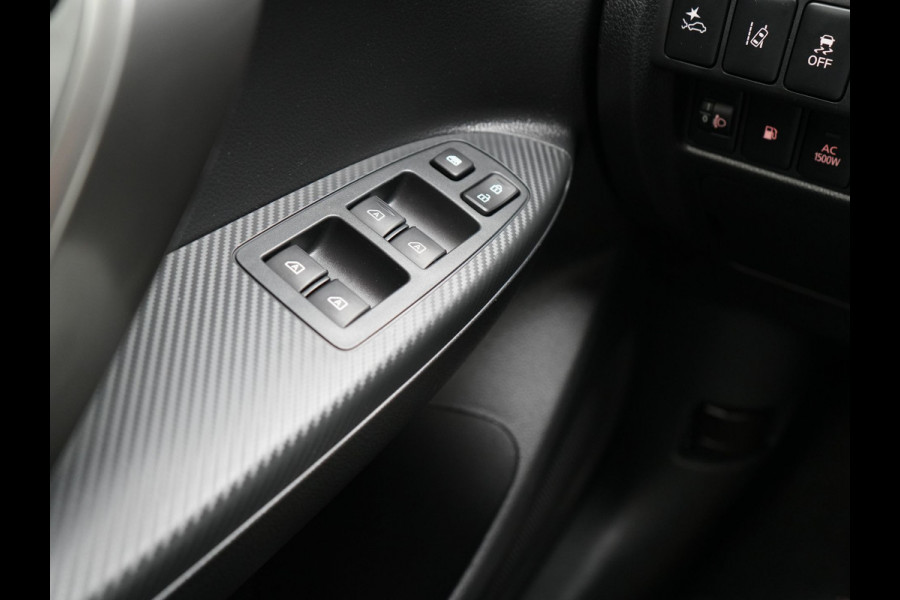 Mitsubishi Eclipse Cross 2.4 Black Edition Plug In Hybrid 188pk PHEV | Trekhaak Afn. | Adaptive Cruise | 360 Camera | Alcantara Sportstoelen Verwarmd | Apple Carplay | Stuur Verwarmd | Navigatie | Keyless | Blis |