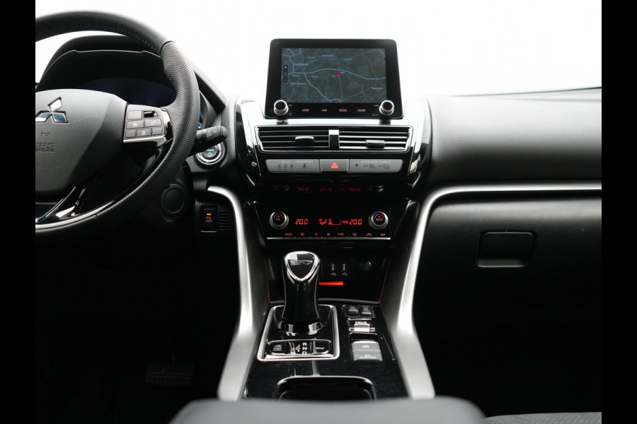 Mitsubishi Eclipse Cross 2.4 Black Edition Plug In Hybrid 188pk PHEV | Trekhaak Afn. | Adaptive Cruise | 360 Camera | Alcantara Sportstoelen Verwarmd | Apple Carplay | Stuur Verwarmd | Navigatie | Keyless | Blis |