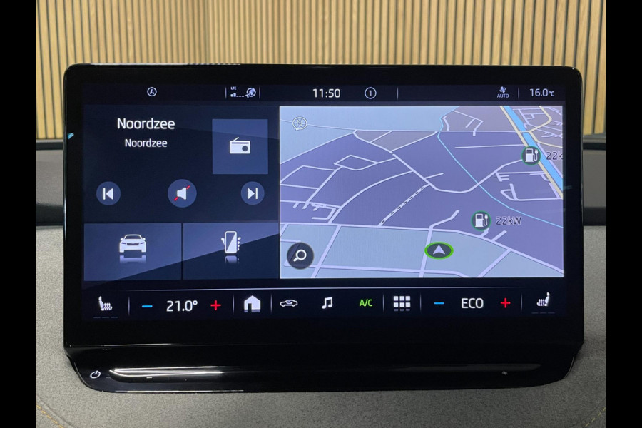Škoda ENYAQ iV 80|96% SOH|1/2LEDER|PANO|ACC|TREKH.|ELEK.INTER+A-KLEP|STUUR+STOELVERW V+A|CAMERA|CARPLAY|CLIMATE+CRUISE CONTROL|NL|