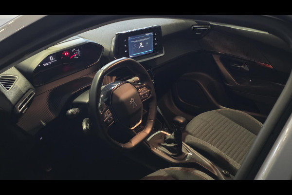 Peugeot 2008 1.2 PureTech Allure Camera | Carplay | Navigatie