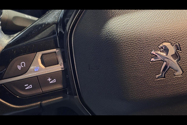 Peugeot 2008 1.2 PureTech Allure Camera | Carplay | Navigatie