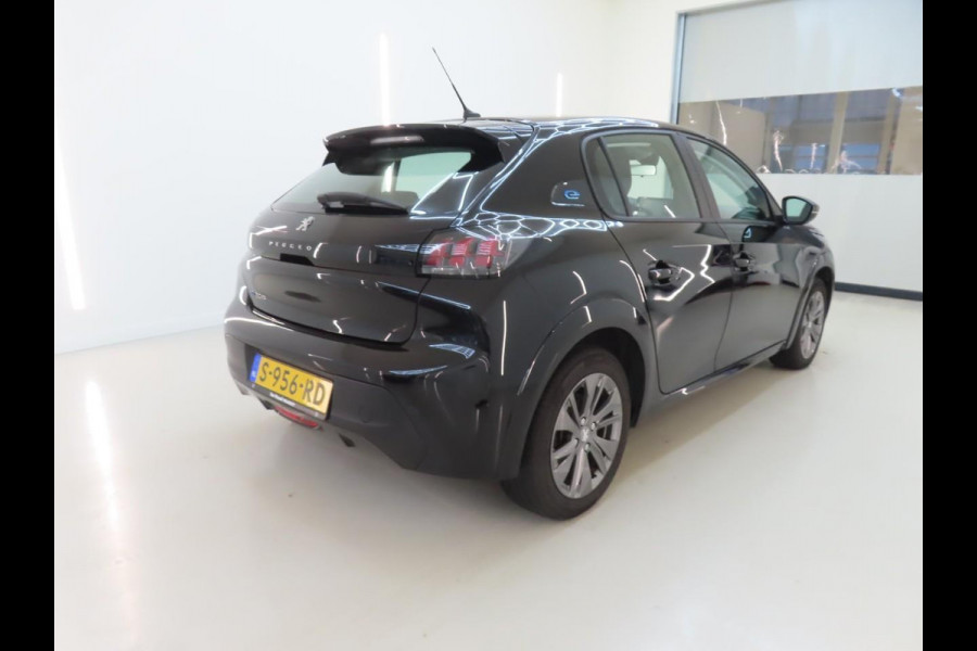 Peugeot e-208 EV Active Pack 50 kWh SOH 100% Airco Navi Carplay Cruise Control PDC Achter Full LED 16" LM Velgen
