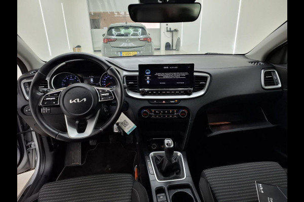 Kia Ceed Sportswagon 1.0 T-GDi 120pk DynamicLine Airco ECC Navi Cruise Control PDC VA+ Camera Full LED Carplay Lichtmetalen velgen DAB+