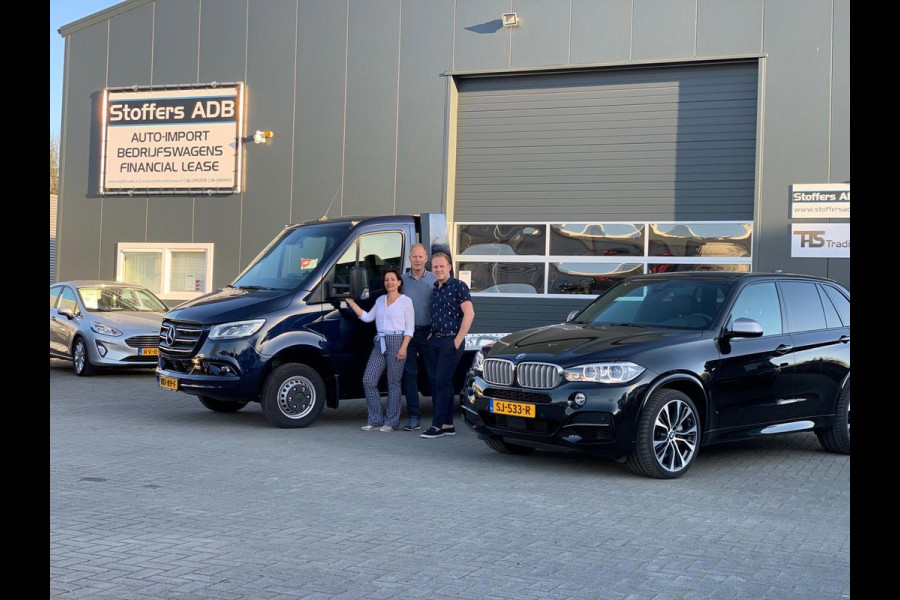 Volkswagen Caddy Cargo Maxi 2.0 TDI Style 122pk DSG | 2x SCHUIF | Navi | Trekhaak | LED | Camera | Leder | CarPlay | Lichtmetaal