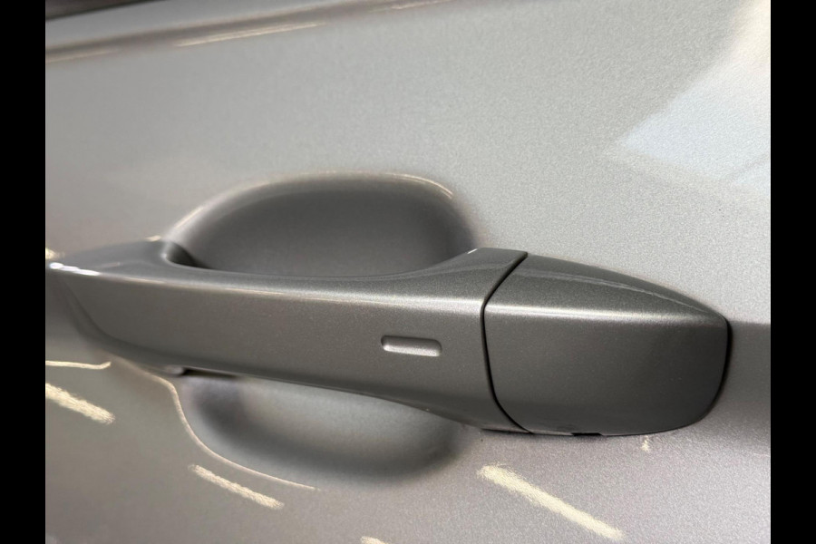 Volkswagen Tiguan 1.5 TSI R-Line Business+ | Pano | Keyless | camera | Sfeerverlichting | ACC | DAB