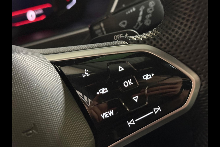 Volkswagen Tiguan 1.5 TSI R-Line Business+ | Pano | Keyless | camera | Sfeerverlichting | ACC | DAB