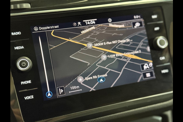 Volkswagen Tiguan 1.5 TSI R-Line Business+ | Pano | Keyless | camera | Sfeerverlichting | ACC | DAB