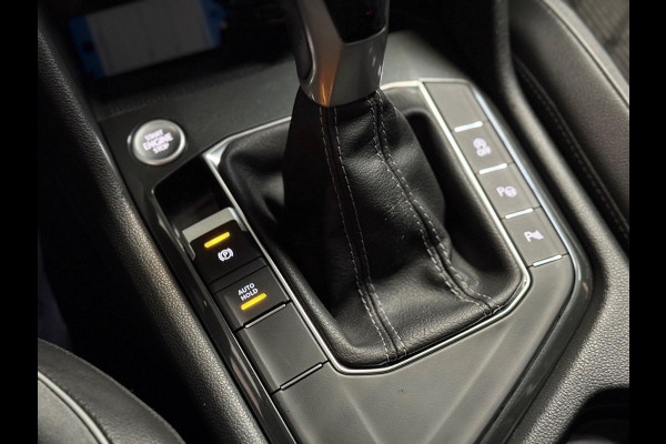 Volkswagen Tiguan 1.5 TSI R-Line Business+ | Pano | Keyless | camera | Sfeerverlichting | ACC | DAB