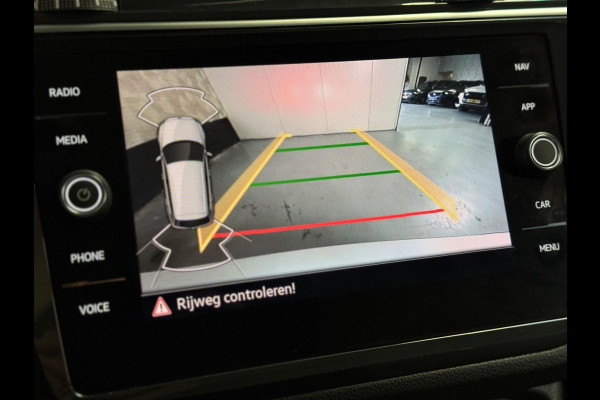 Volkswagen Tiguan 1.5 TSI R-Line Business+ | Pano | Keyless | camera | Sfeerverlichting | ACC | DAB