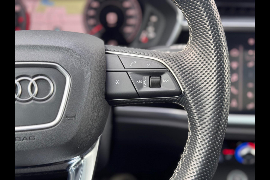 Audi Q3 Sportback 35 TFSI S Edition Pano/Matrix/Keyless/Sfeer