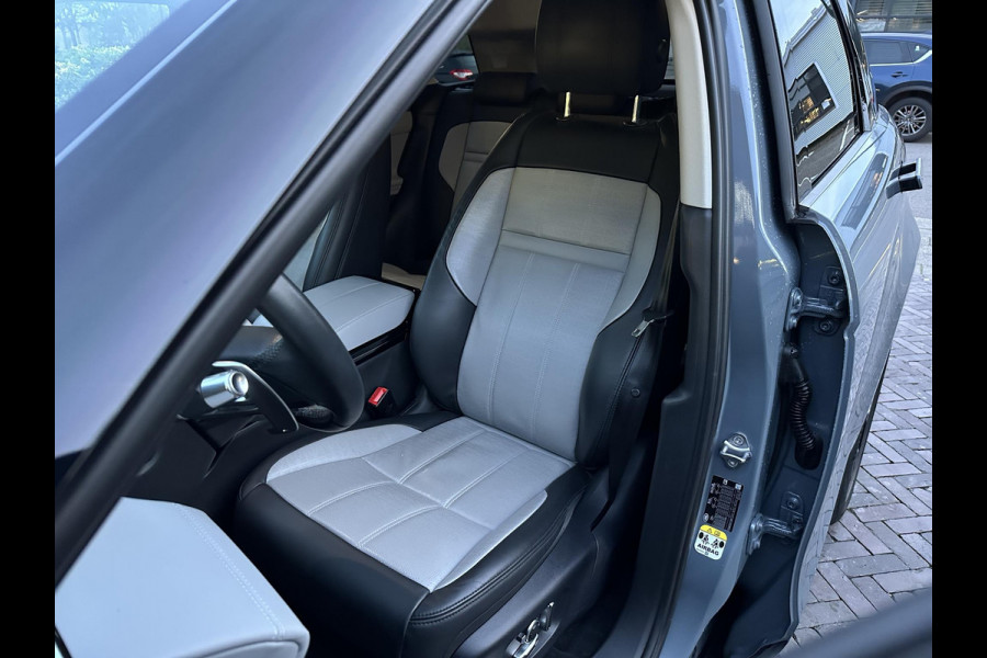 Land Rover Range Rover Evoque 2.0 P300 AWD R-Dynamic HSE Adapt. Cruise Virtual Dash Matrix LED Two Tone Leder Meridian Keyless