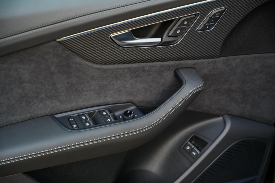 Audi Q8 60 TFSI e quattro Pro Line S Competition Panodak B&O 360 Camera Memory Carbon HUD Trekhaak