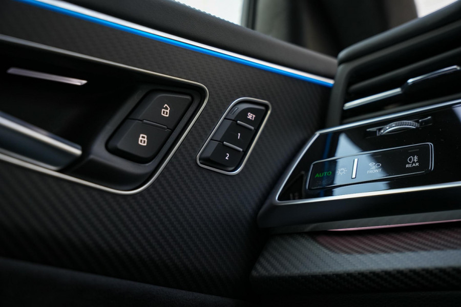 Audi Q8 60 TFSI e quattro Pro Line S Competition Panodak B&O 360 Camera Memory Carbon HUD Trekhaak
