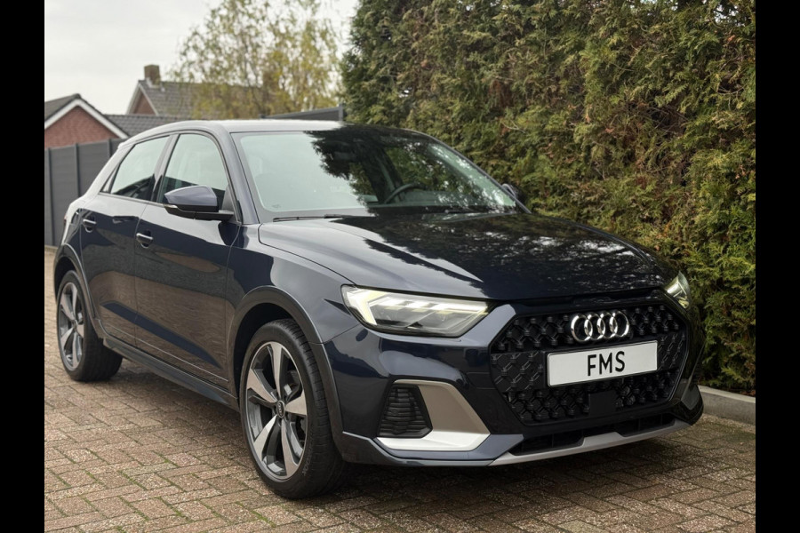 Audi A1 CityCarver 30 TFSI Advanced Edition CarPlay